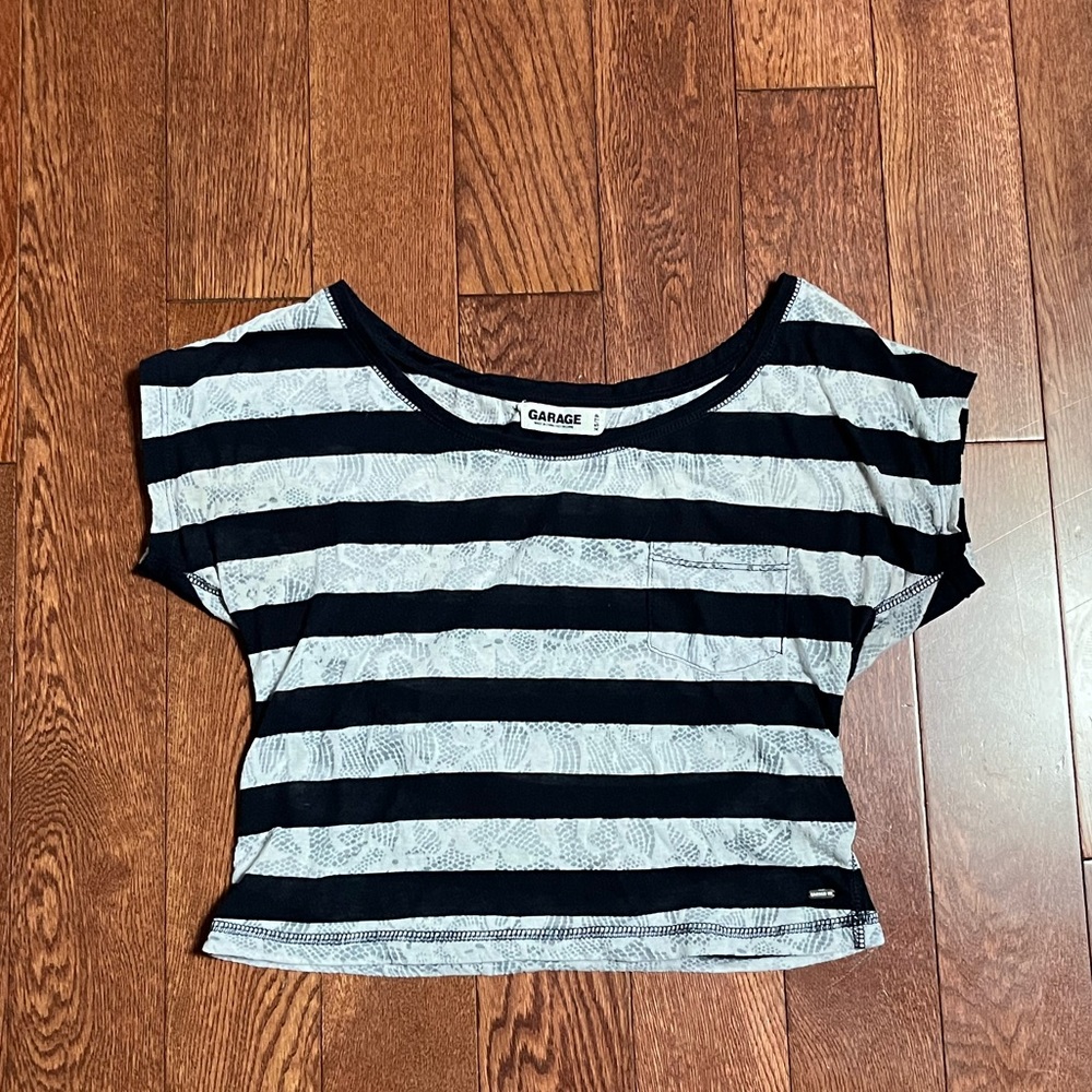 Garage crop top
